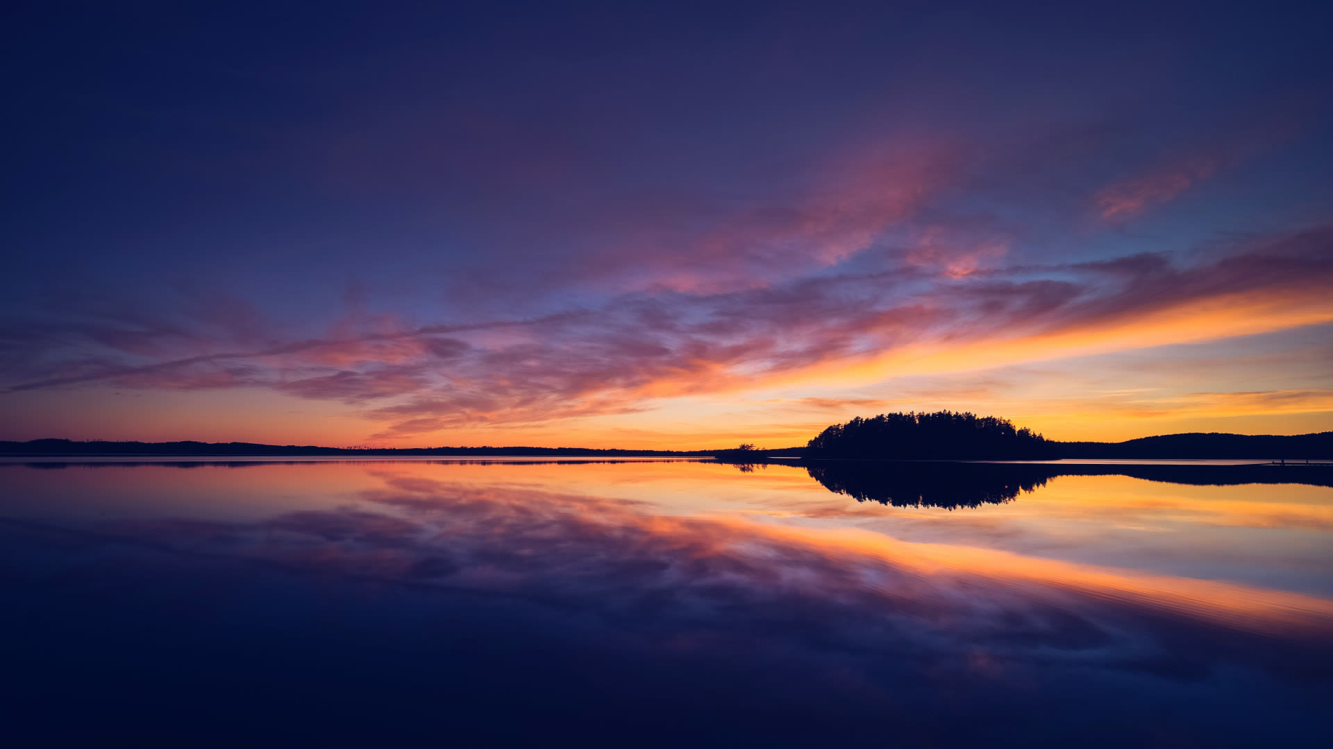Lake Reflection at Dusk anime wallpaper